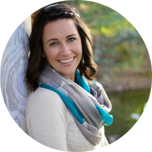Laurie Coombs Round Headshot
